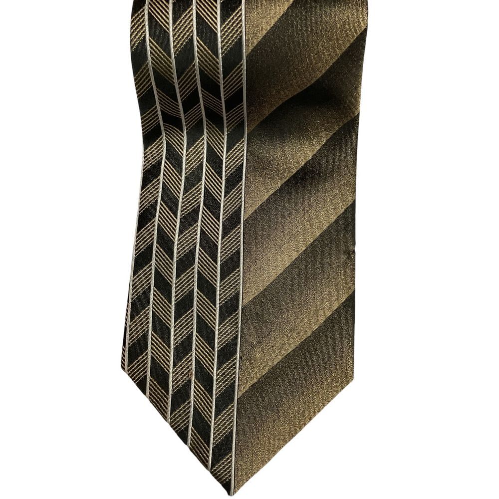 Pierre Cardin Men's Diagonal Striped‎ Silk Necktie Black Gold Elegant